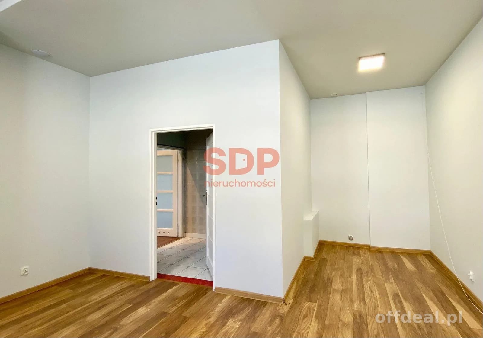 комерційна нерухомість в оренду у Wrocław, Fabryczna, Muchobór Wielki | 92,83 m²