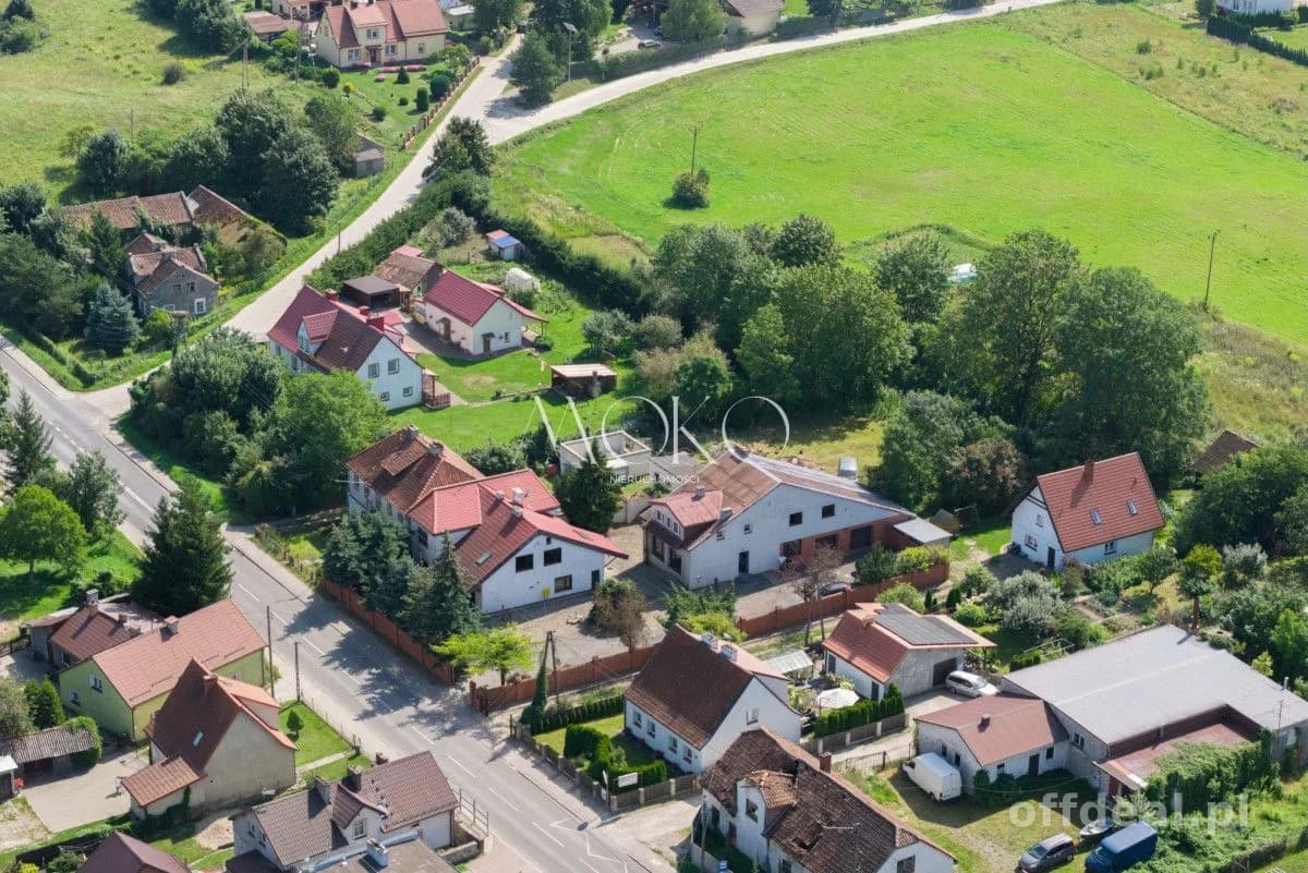 Duża działka 2000 m2 z dwoma domami obok Mrągowa