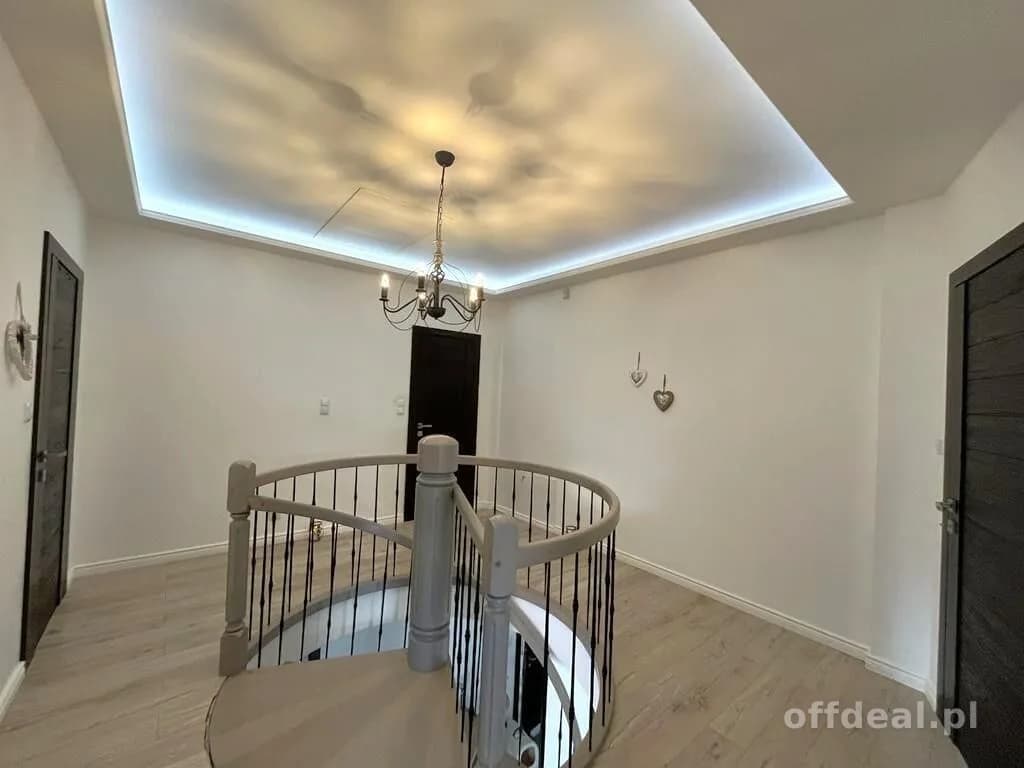 5-room house for sale in Zieleniewo | 250 m²