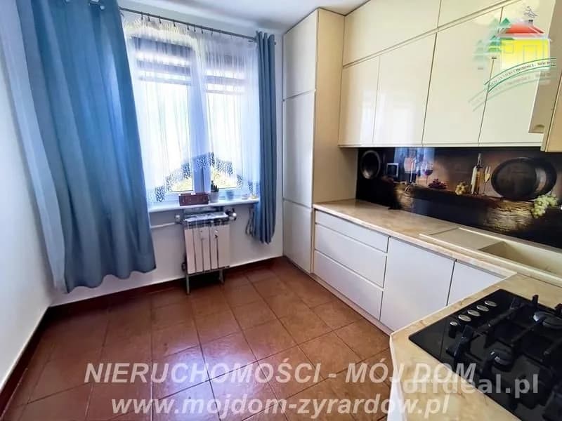 Przestronne M-4 na spokojnym osiedlu.