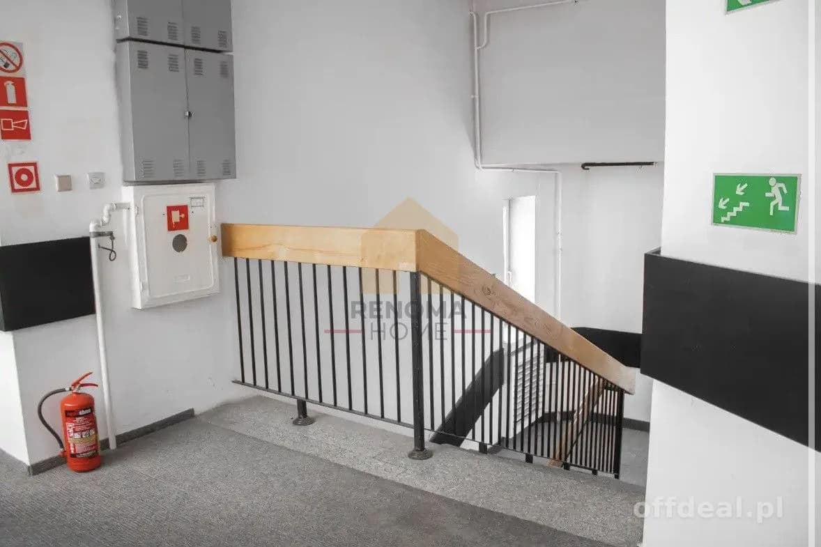 комерційна нерухомість на продаж у Dębno | 14-кімн. | 2 000 m²