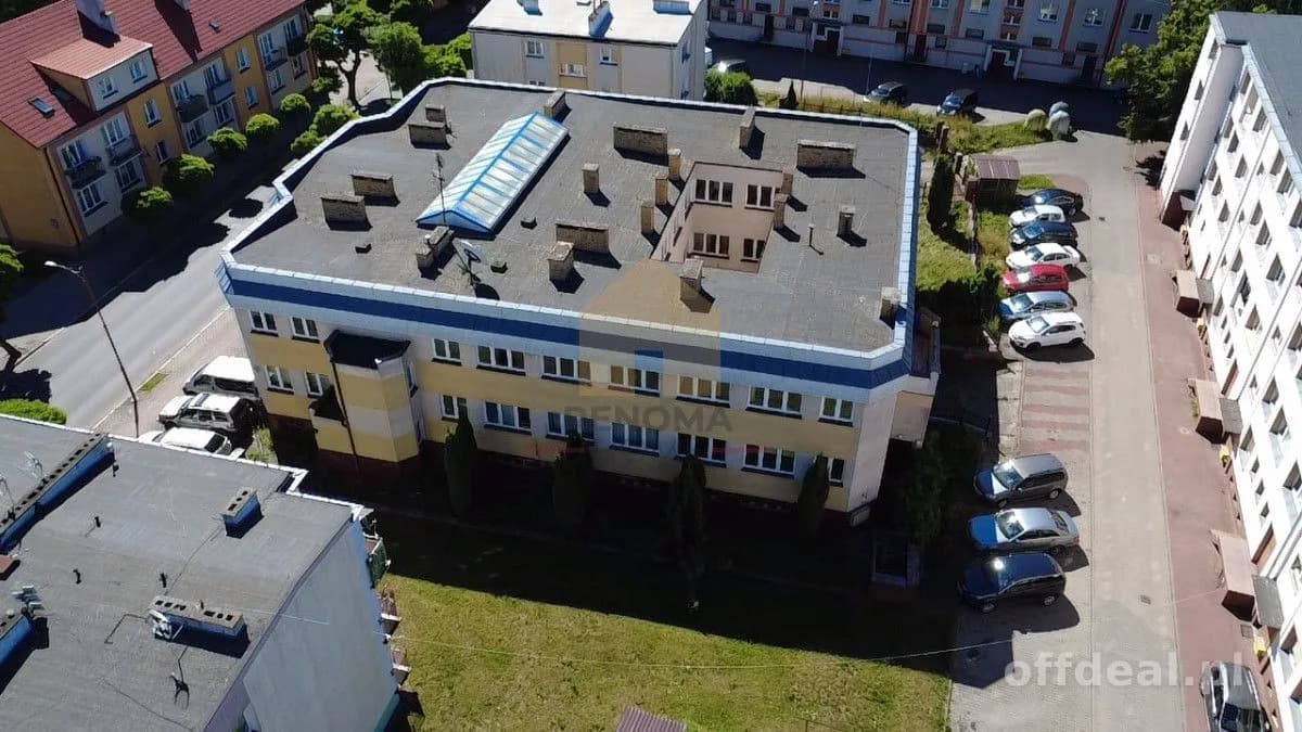комерційна нерухомість на продаж у Dębno | 14-кімн. | 2 000 m²