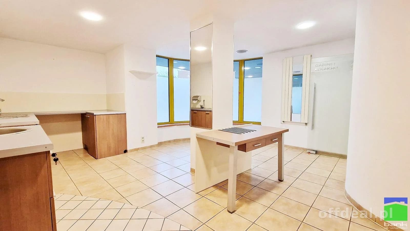 Centrum - gabinet 25,5 m2 parter