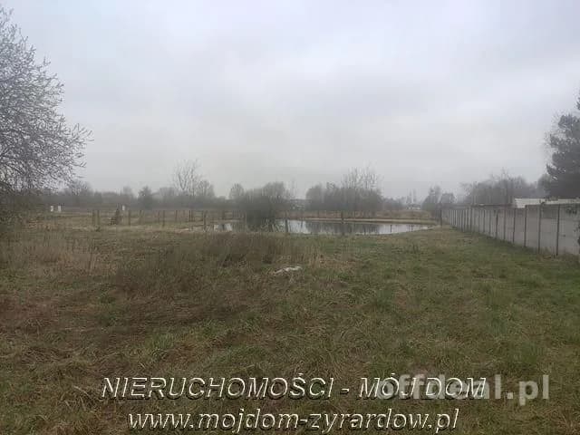 Duża działka budowlana ze stawem.