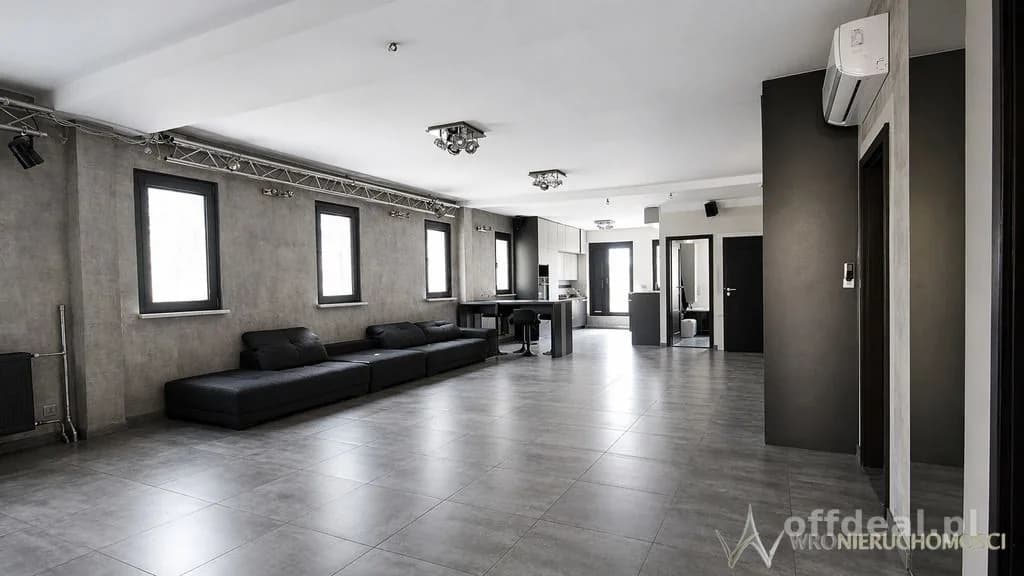 155 m² | Lokal użytkowy | Biuro / Usługi / Show