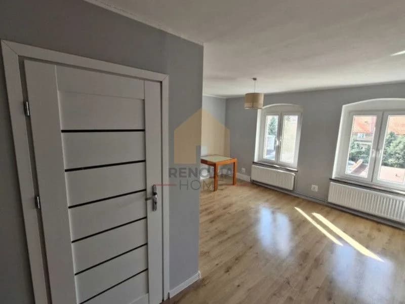 2 pokoje po remoncie, gotowe do wprowadzenia