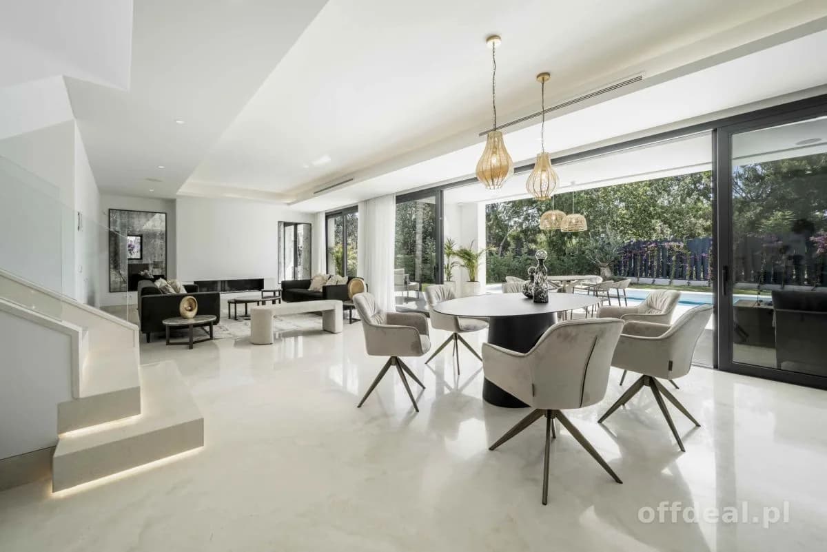 Zdjęcie 2: Dom, 5 pokoje, 350 m², Marbella