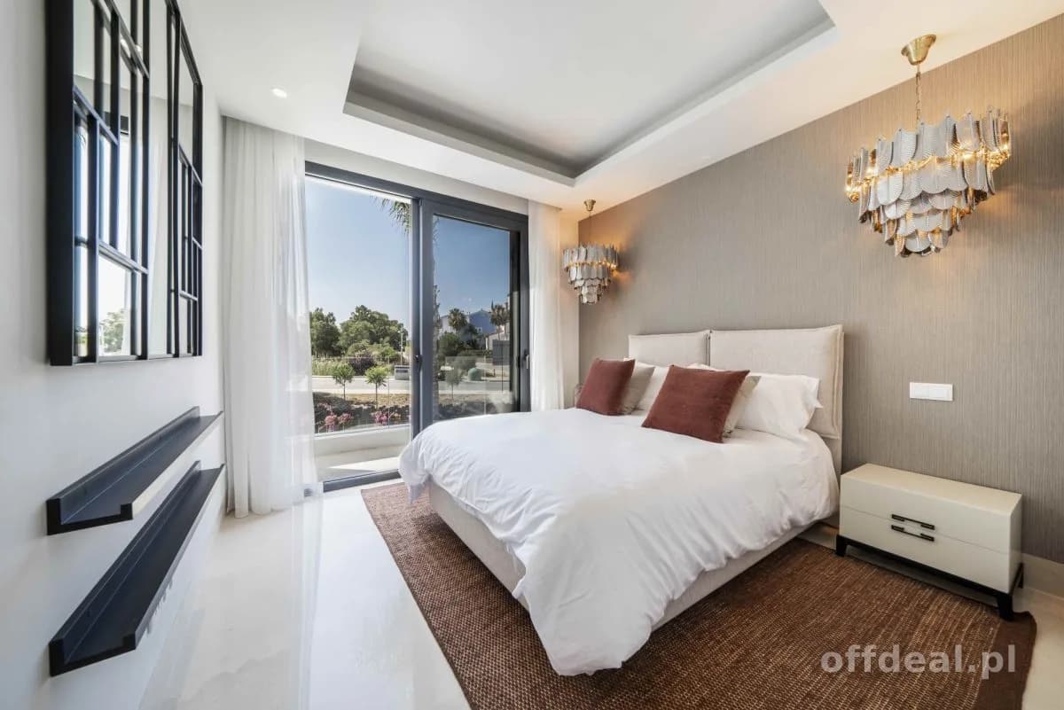 Zdjęcie 9: Dom, 5 pokoje, 350 m², Marbella