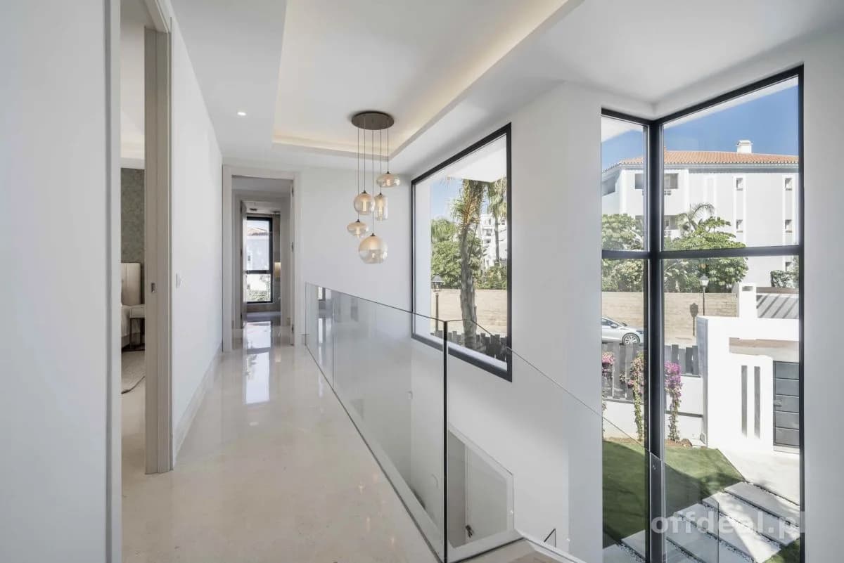 Zdjęcie 6: Dom, 5 pokoje, 350 m², Marbella