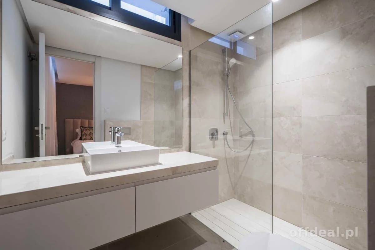 Zdjęcie 14: Dom, 5 pokoje, 350 m², Marbella
