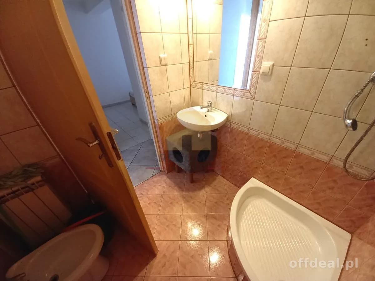 W stylu włoskim - 2 łazienki, 3 sypialnie, salon