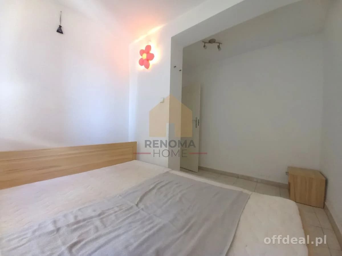 W stylu włoskim - 2 łazienki, 3 sypialnie, salon