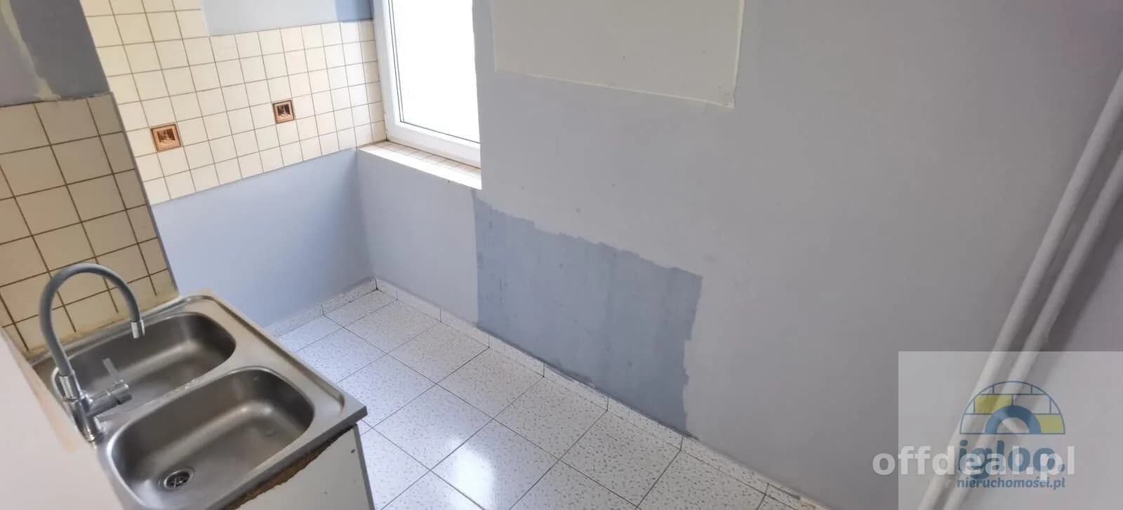 Mieszkanie 3-pokojowe piętro 1/4 na os. Szydłówek