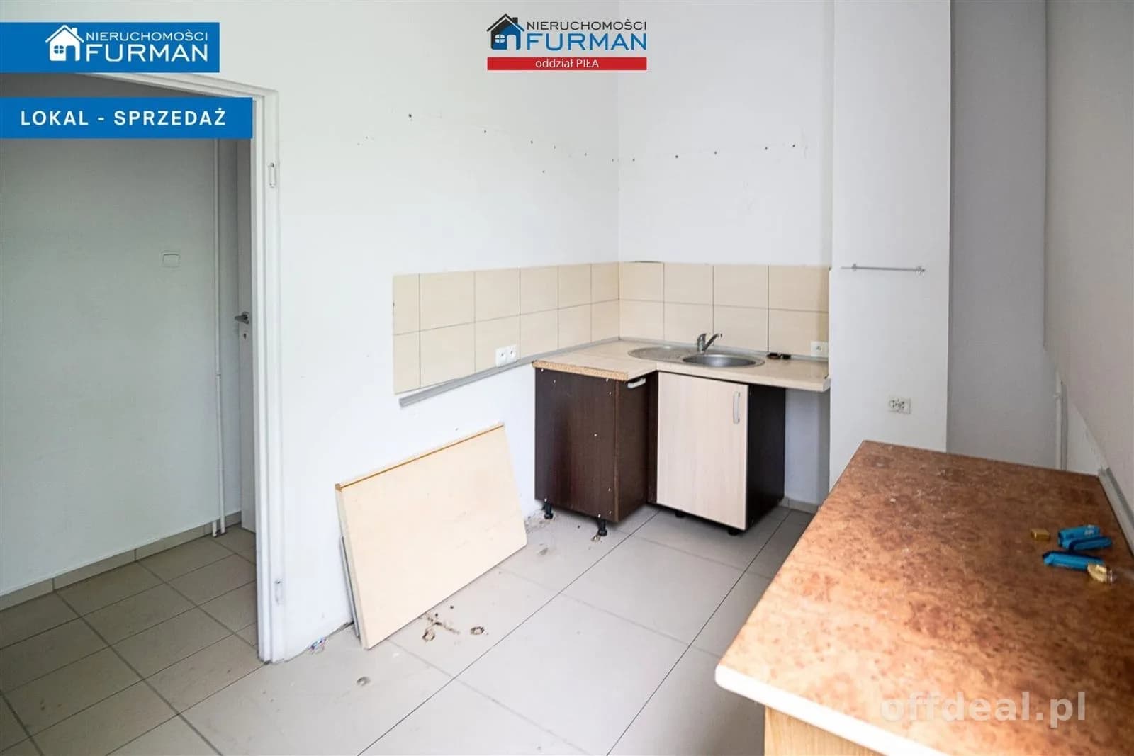 Lokal usługowy na sprzedaż - Centrum Trzcianki