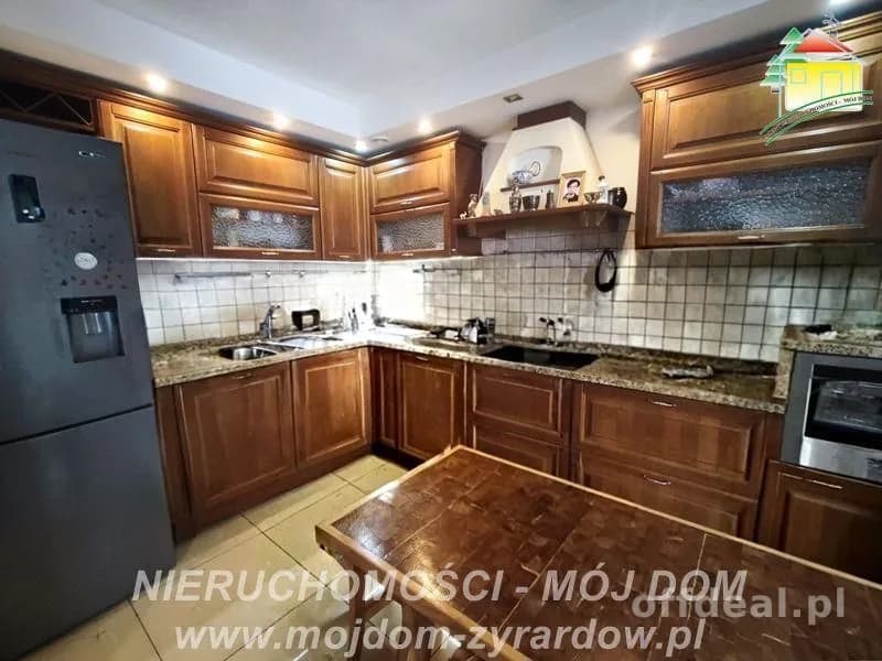 6-Zimmer Haus zum Verkauf in Żyrardów | 240 m²