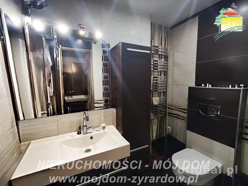 6-Zimmer Haus zum Verkauf in Żyrardów | 240 m²