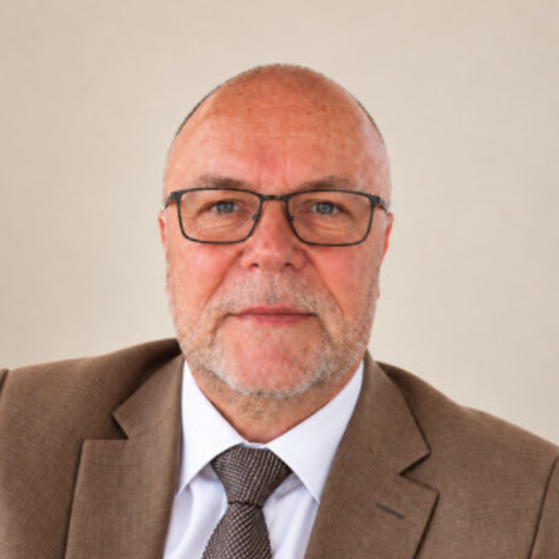 Edward Pustowar